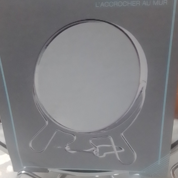 Makeup Mirror, NWOT - Picture 2 of 4